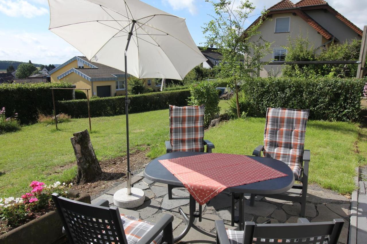 Ferienwohnung Mohrs Mehren  Exterior foto